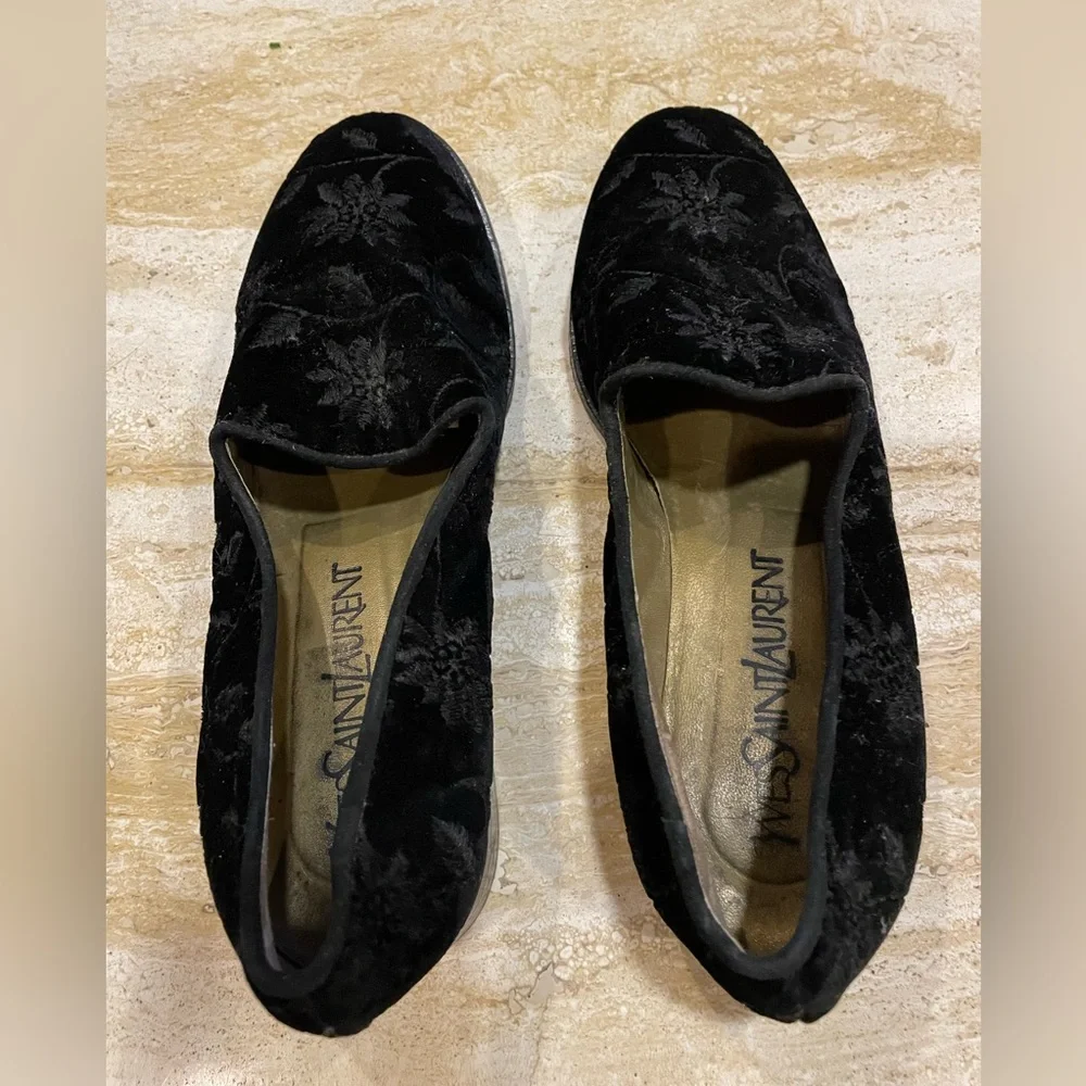 Yves Saint Laurent Italian Made Black Velvet Embroidered Loafers - Picture 4 of 9